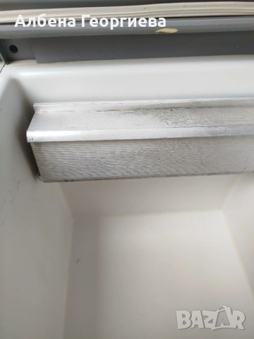 Хладилник COLEMAN 12/220V- GAZ , снимка 10 - Хладилни чанти - 53699748