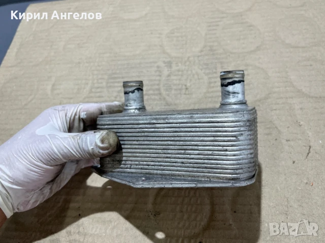 Охладителя на маслената конзола за BMW E46 320D (136 к.с.), снимка 3 - Части - 47621805