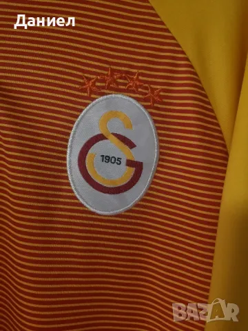 Фен тениска на Галатасарай , снимка 3 - Футбол - 49970945