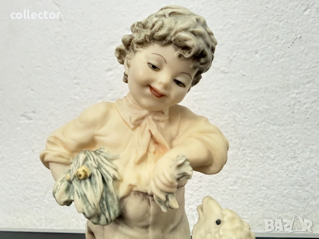 Порцеланова фигура  Capodimonte. №8033, снимка 10 - Антикварни и старинни предмети - 54012465