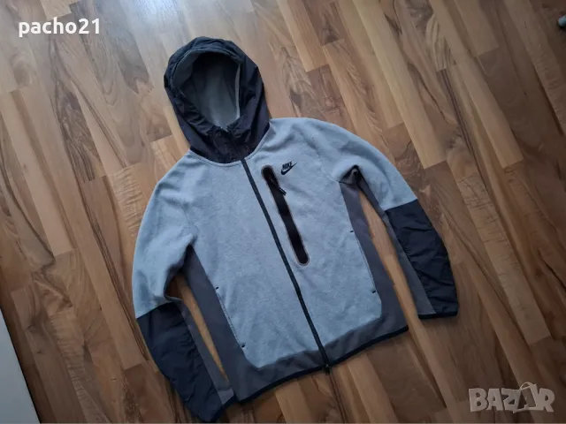 Nike Tech Fleece, снимка 2 - Спортни дрехи, екипи - 49545865