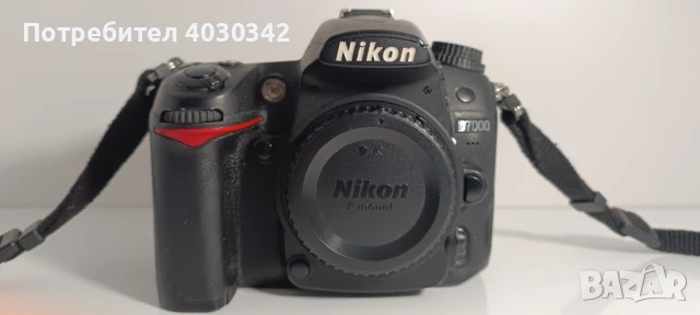 Nikon D 7000