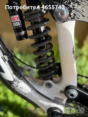 Продавам колело за планинско спускане, снимка 4 - Велосипеди - 52485937