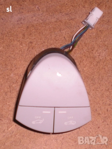 Бутони за плафон,държач за резервна гума,капачка пръскалки на Mercedes/Мерцедес