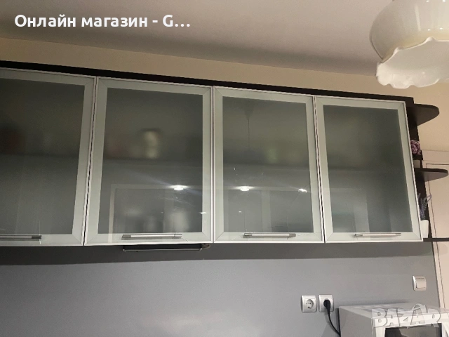 Кухненско обзавеждане 3.70 м с вградени уреди, снимка 7 - Кухни - 53637884