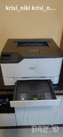 Цветен лазерен принтер, снимка 2 - Принтери, копири, скенери - 54294621