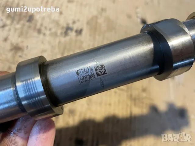 Разпределителен Вал Ляво MBTR64226 A64208 Mercedes E class W211 V6 320CDI 4matic, снимка 10 - Части - 50132480