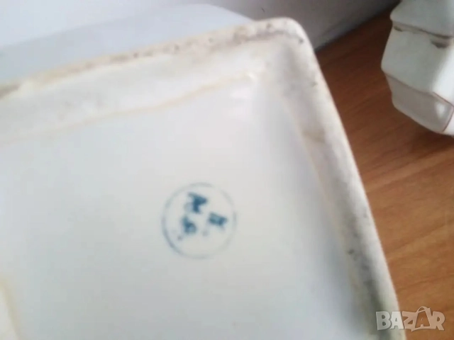 Буркани за подправки,  сервиз , снимка 4 - Аксесоари за кухня - 46170705