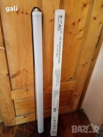 Бяла Лед LED лампа влагозащитено осветително тяло VT-1249 36W 1200