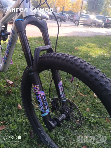 SPECIALIZED CUSTOM 2023 Enduro,DH,планинско колело MTB ,спускане, снимка 11 - Велосипеди - 52504091