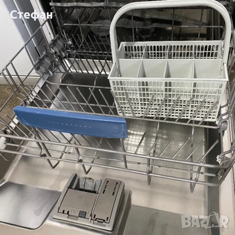 Съдомиялна за вгаждане BOSCH 60 см, снимка 9 - Съдомиялни - 52381710
