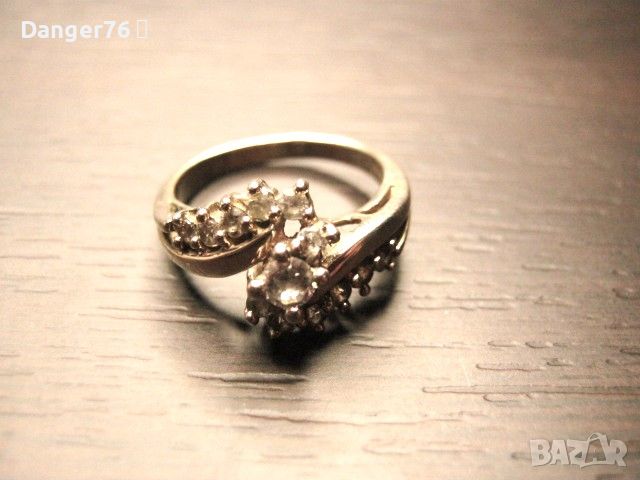 Дамски пръстен от бяло злато , снимка 5 - Пръстени - 45964110