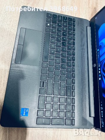 Лаптоп HP 250 G8 15.6”, снимка 3 - Лаптопи за работа - 44976707