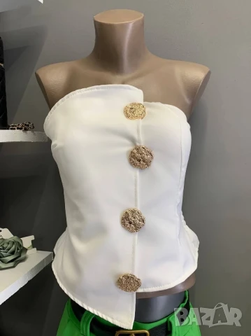 бюстие с ефектни брошки , снимка 3 - Корсети, бюстиета, топове - 50874302