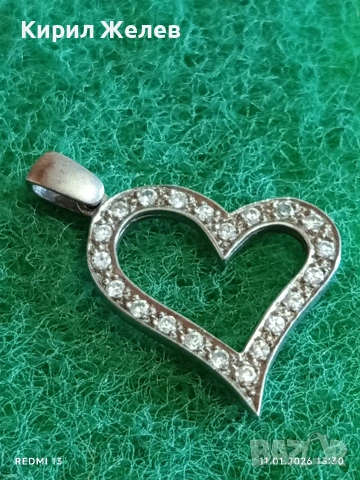 Сребърен медальон във формата на сърце ❤️ с инкрустирани кристали стил и елегантност 52754, снимка 2 - Колиета, медальони, синджири - 53062298