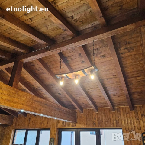 Полилеи от автентични реставрирани бъчви с ръчно изработени дървени чашки, снимка 16 - Полилеи - 52771082