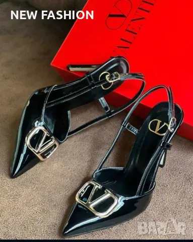 Дамски Сандали VALENTINO, снимка 6 - Сандали - 46947448