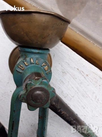 Стара колекционерска мелничка за подправки, снимка 4 - Антикварни и старинни предмети - 53443679