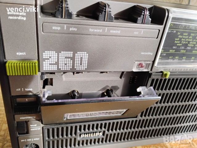 philips 22rr260, снимка 4 - Радиокасетофони, транзистори - 52720781