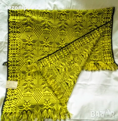 🍀Малка тъкана кувертюра от старото време, чисто нова с етикет!🍀