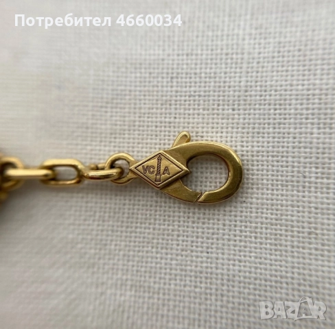 Гривни VCA VAN CLEEF 18k чисто злато , снимка 6 - Гривни - 52528476