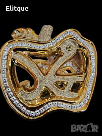 Луксозна статуетка в златисто и кристали