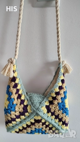 Дамска плетена луксозна чанта , ръчно изработена , многоцветна 