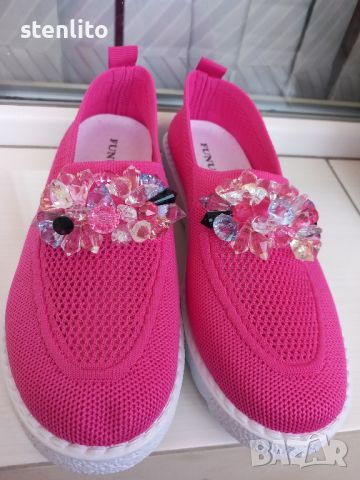 Дамски спортни обувки в розов цвят с камъни, снимка 6 - Дамски ежедневни обувки - 45900785