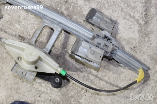 Машинка стъкло задна лява ръчна Фолксваген Голф 3 комби 1.9 tdi 90hp VW Golf 3, снимка 7 - Части - 50854982