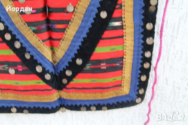 Престилка със сърма и сребърни монети, снимка 10 - Антикварни и старинни предмети - 52724044