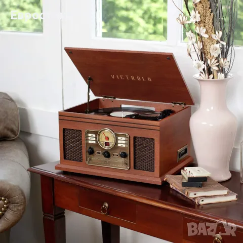 Victrola The Quincy 6-в-1 Bluetooth плейър и мултимедиен център с вградени високоговорители, снимка 2 - Други - 48005746