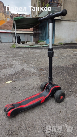 Тротинетка Byox със светещи гуми, снимка 3 - Скутери и тротинетки - 52355919