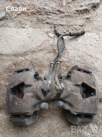 Продавам предни спирачни апарати Вектра Б