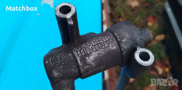 Термостат гориво Мерцедес 124 250/300 дизел, снимка 4 - Части - 45876603