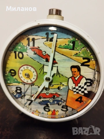 Стар анимиран будилник, настолен часовник, снимка 2 - Антикварни и старинни предмети - 53970109