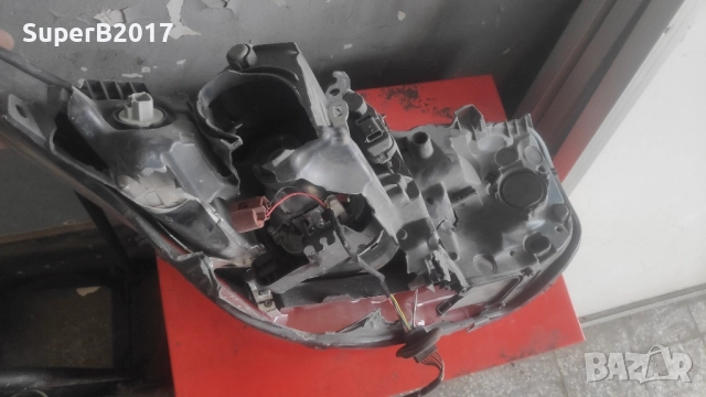 Продавам - оригинален ляв фар за Тойота Аурис 2016-2019 г. за части, снимка 4 - Части - 52023014