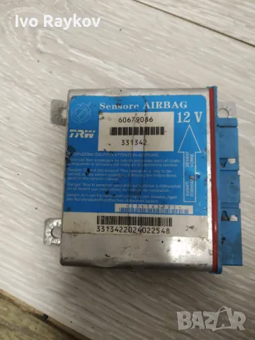 Модул , аирбаг , Alfa Romeo 166 Airbag control unit/module 60679086 331342, снимка 1 - Части - 47827316