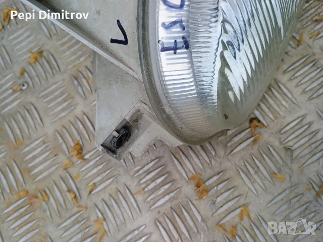 Ляв фар за Ford Escort VII Estate (01.1995 - 02.1999), снимка 3 - Части - 50418924