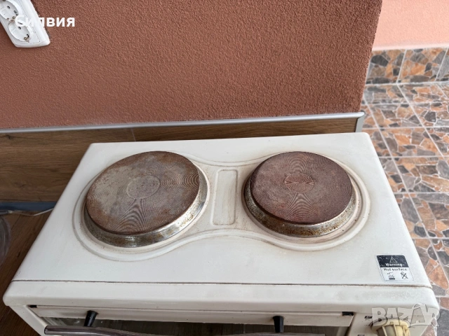 Готварска печка , снимка 2 - Печки, фурни - 53024995