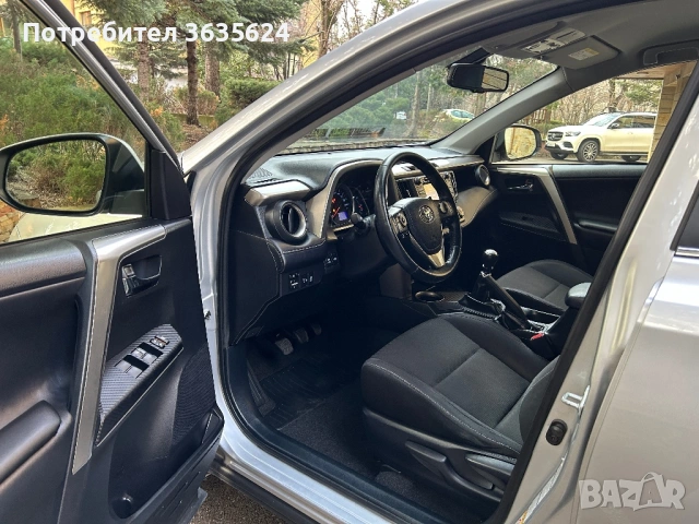 Toyota Rav4 2.0 D-4D 4x4, 139 500км, ПЪЛНА СЕРВ. ИСТОРИЯ !!!, снимка 6 - Автомобили и джипове - 53289985
