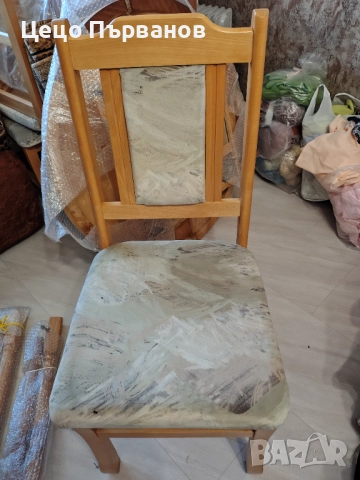 Продавам две кухненски маси, снимка 2 - Маси - 52871890