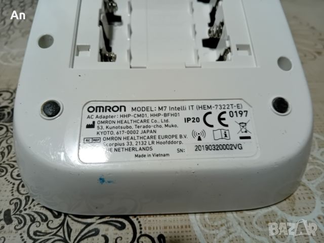 Апарат за кръвно - Omron M7 Intelli IT, снимка 5 - Уреди за диагностика - 46068016