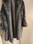 Дамско черно палто с косъм, снимка 1