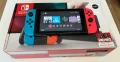 Nintendo Switch + 128GB SD-Card + Fortnite/Diablo III/Fifa/Super Mario, снимка 1