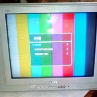 Телевизор Neo, снимка 1 - Телевизори - 45296357