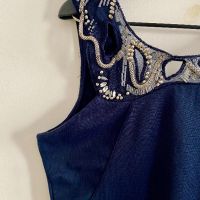 Елегантна къса синя рокля с камъчета, снимка 3 - Рокли - 45207680