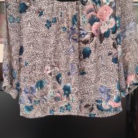 Дамска елегантна блуза, финна материя , снимка 1 - Ризи - 45113230
