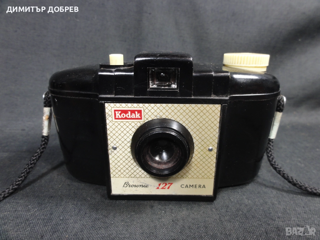 СТАР РЕТРО ФОТОАПАРАТ KODAK BROWNIE 127 CAMERA ENGLAND, снимка 1