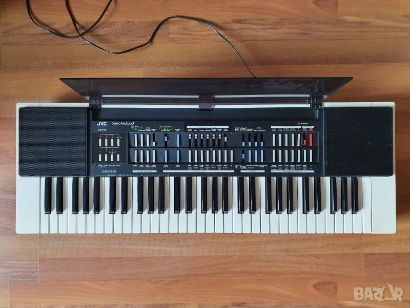Синтезатор, електрическо пиано , йоника JVC KB-700, снимка 1