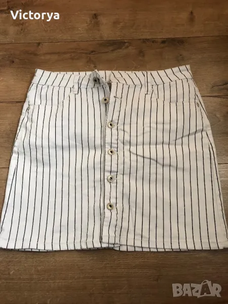 Къса поличка, снимка 1